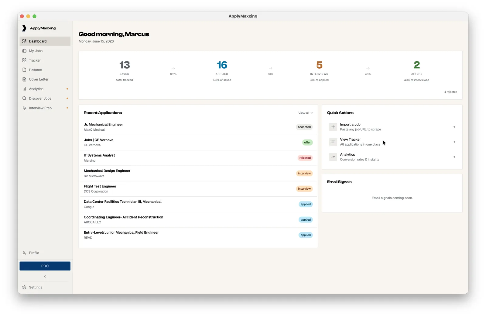 The ApplyMaxxing desktop app dashboard showing application counts and a list of recent applications